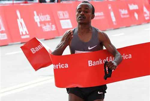 O etíope Tsegaye Kebede foi o grande vencedor da 35ª edição da Maratona de Chicago, disputada no domingo, dia 07 de Outubro / Foto: Iaaf